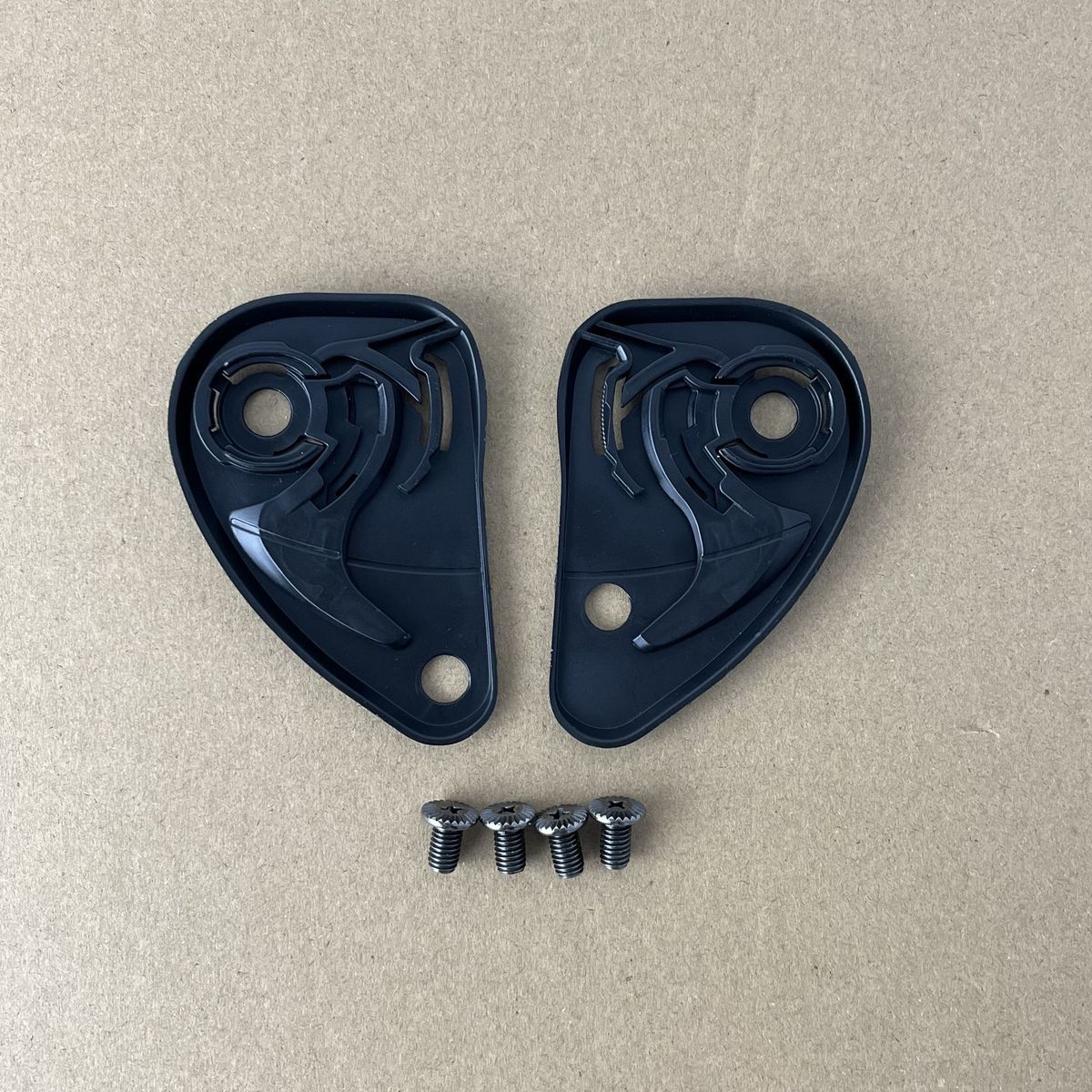 Helmvisier-Basisplatte, Pivot- – Motorcycle Gear Kit Bewertung und Preis